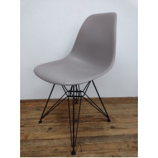 Vitra DSR Chairs - Set Of 6 - New Height
