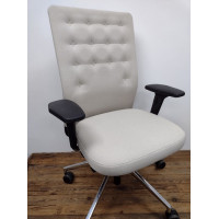 Vitra ID Trim Chair